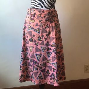 LuLaroe peach skirt with geometric designs 2xl